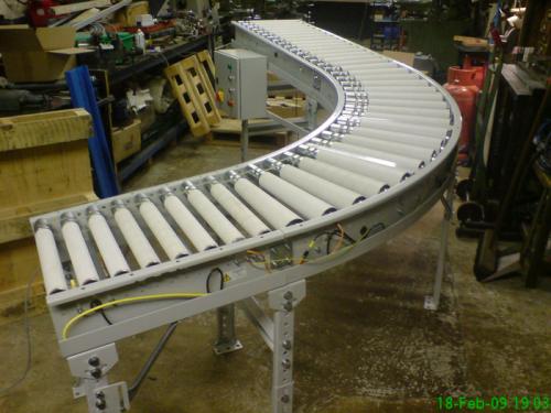 large_inclined box powered roller conveyor