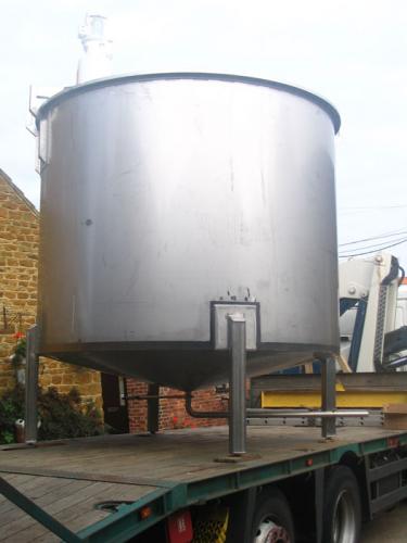 large_mixing tank